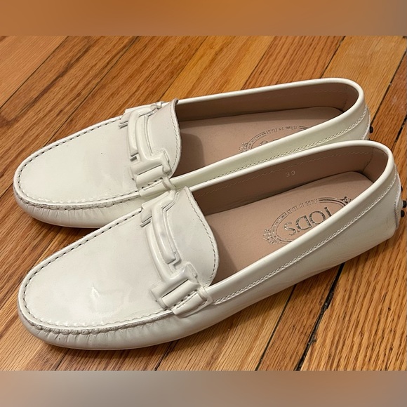 Tod's Double T Patent White Leather Women’s Loafers - Picture 2 of 7